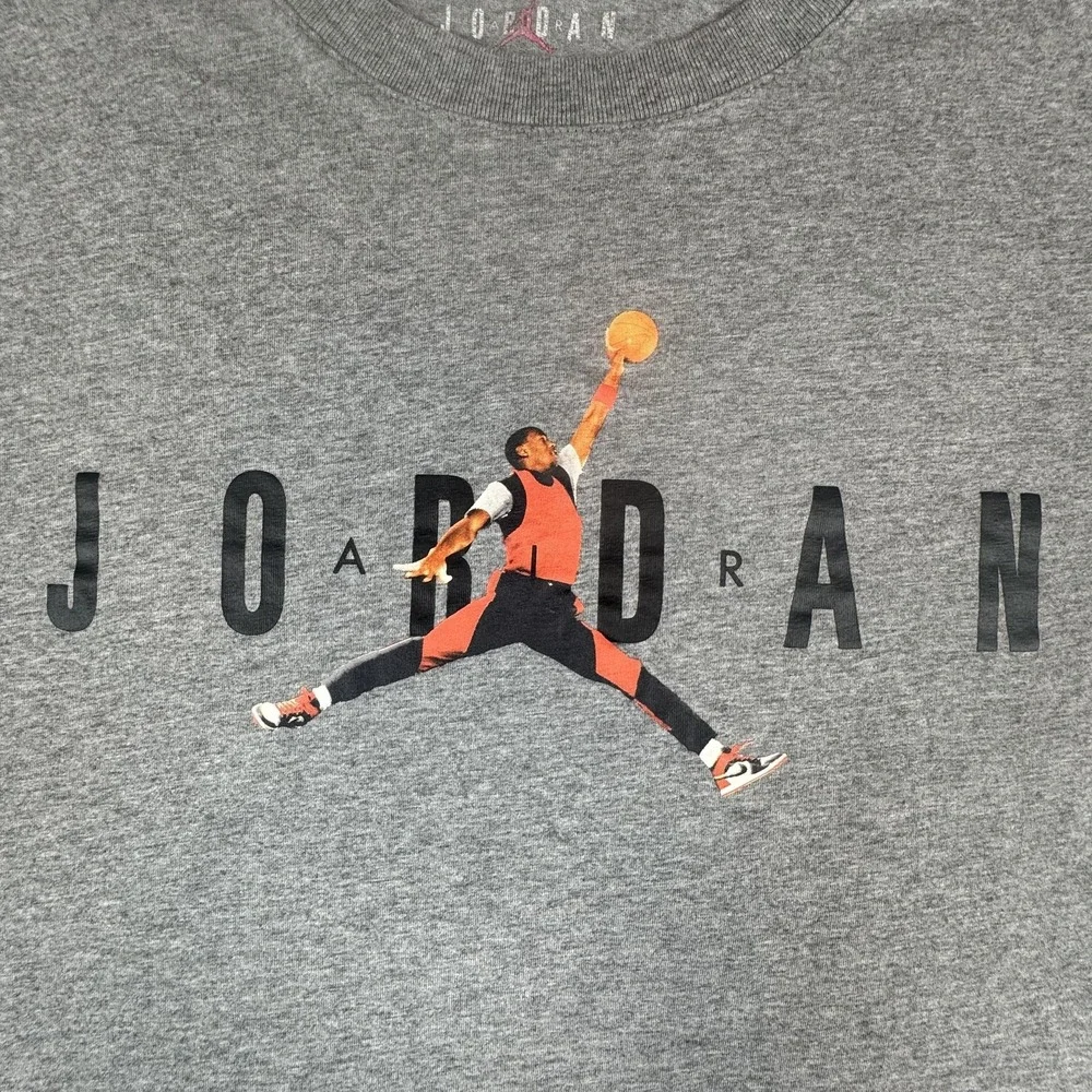 Jordan Shirt Mens XL Gray Jumpman Dunk Graphic Basketball Tee BQ6736-091 NBA